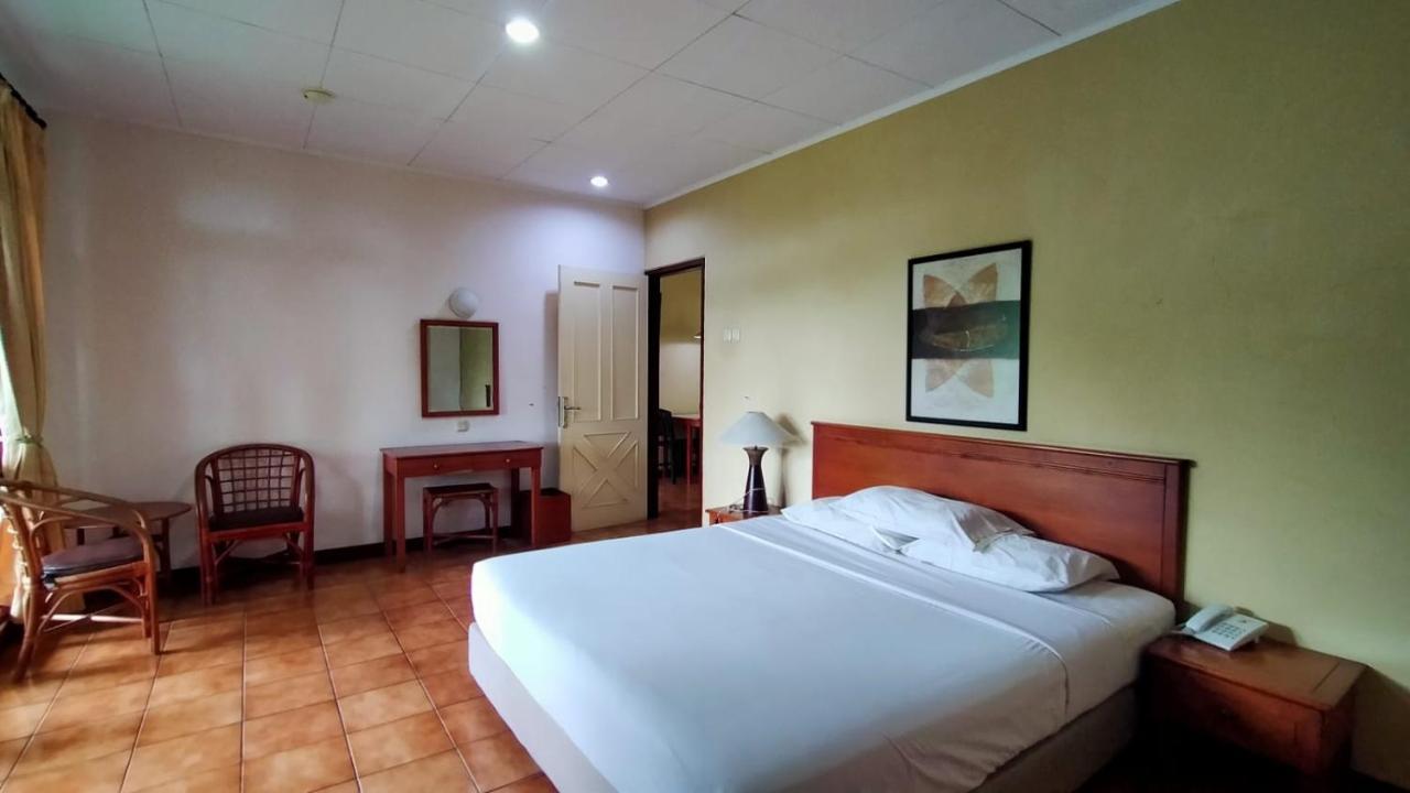 Gunung Geulis Cottages Managed By Royal Tulip Μπογκόρ Εξωτερικό φωτογραφία