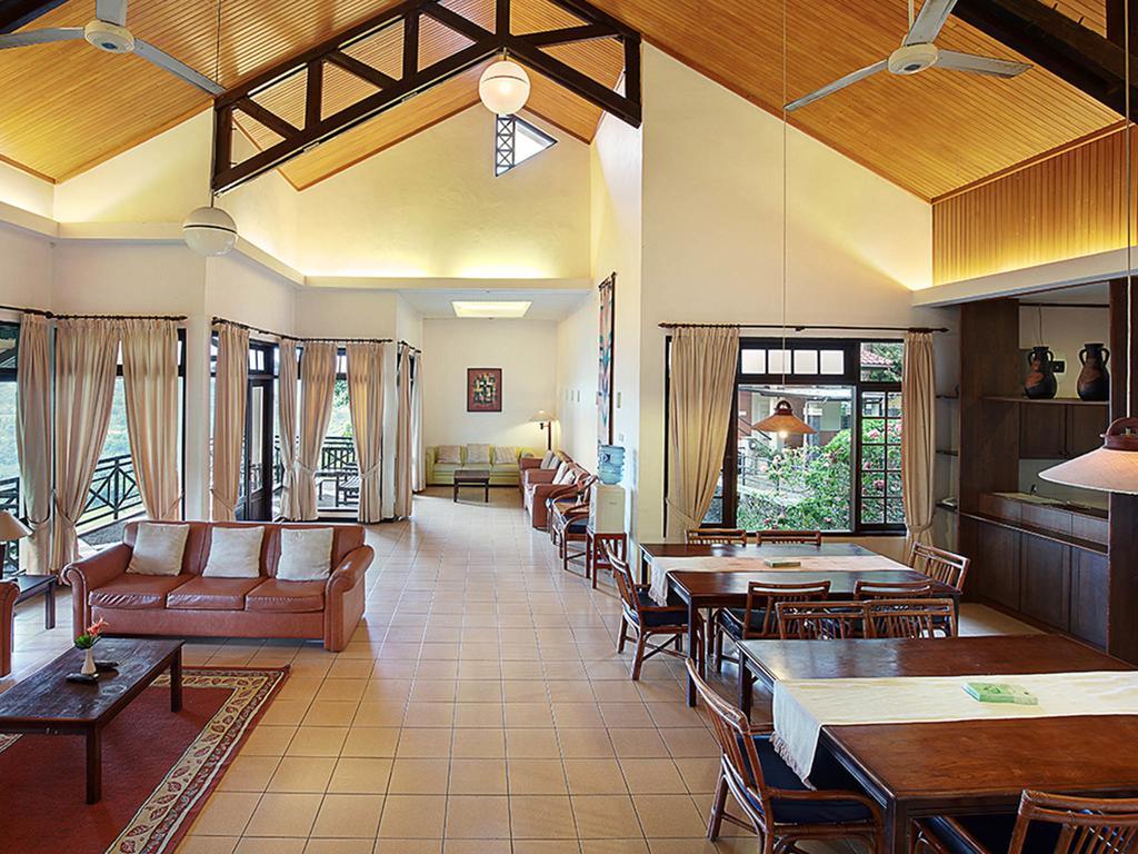 Gunung Geulis Cottages Managed By Royal Tulip Μπογκόρ Εξωτερικό φωτογραφία