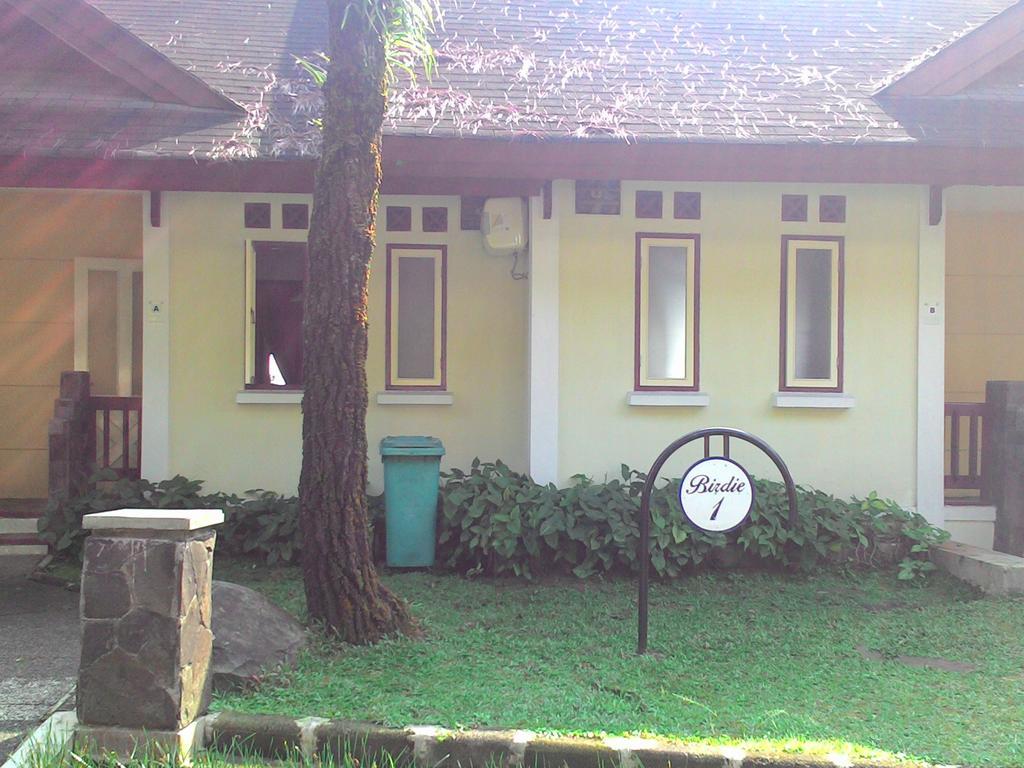 Gunung Geulis Cottages Managed By Royal Tulip Μπογκόρ Εξωτερικό φωτογραφία